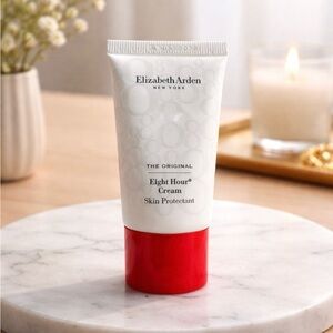 Elizabeth Arden Eight Hour Cream in White and Red